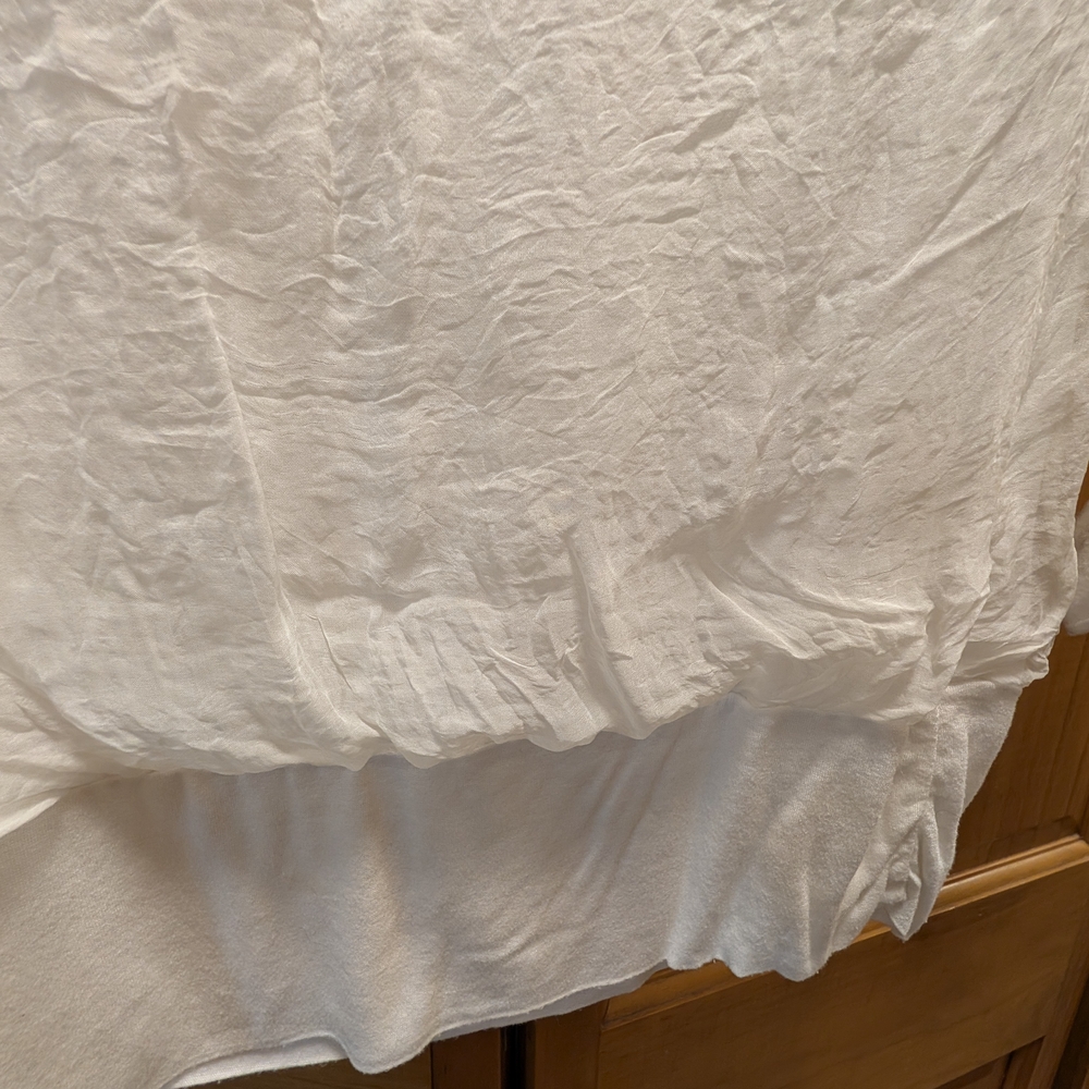 100% Silk Shirt. Made In Italy. Lightweight White Lace-Trim Tunic Top - Picture 7 of 8
